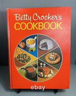 VTG Betty Crockers PIE Cookbook Sears Holiday Edition, FIRST ED FIRST PRINTING